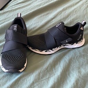 Tiem indoor cycle shoes with clips